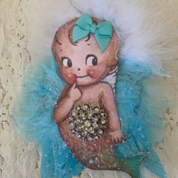 KEWPIE MERMAID ORNAMENT*CUT TWO LAYERS*GERMAN GLITTER AND MICA*VINTAGE STYLE*WOW - Picture 3 of 4